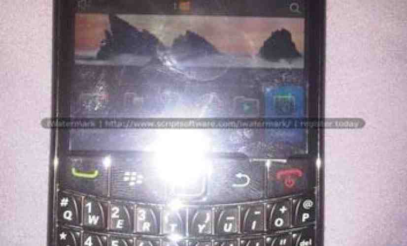 BlackBerry Bold 9780 leaks, OS 6 and 512 MB of memory in tow