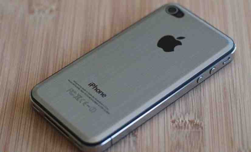 iPhone 5 to look similar to iPhone 4, begin shipping in September?