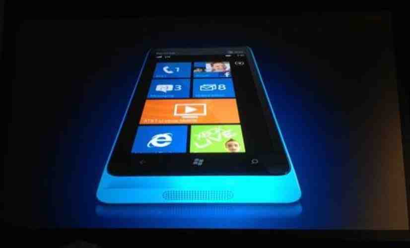Nokia Lumia 900 may become available to other carriers later this year