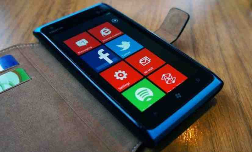 Microsoft evangelist takes back Windows Phone 8 upgrade claim