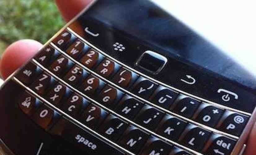 RIM confirms plans for BlackBerry 10 devices with physical keyboards