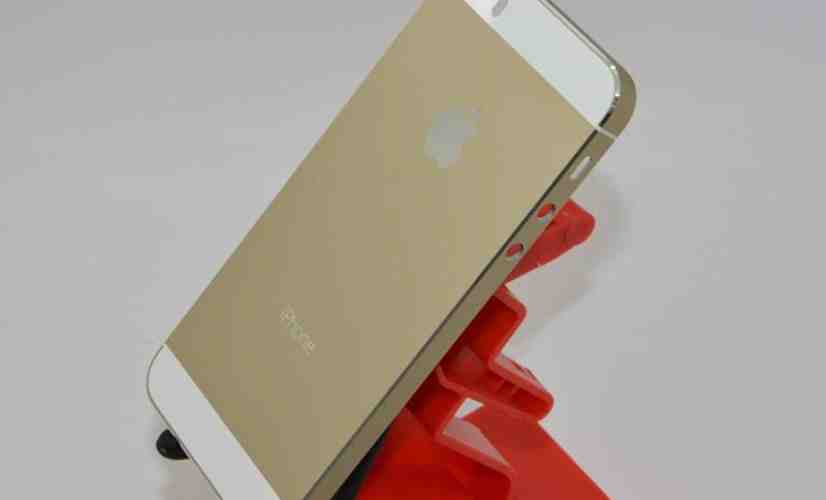 Latest iOS leaks include alleged photo of iPhone 5C units in factory, more images of gold iPhone 5S