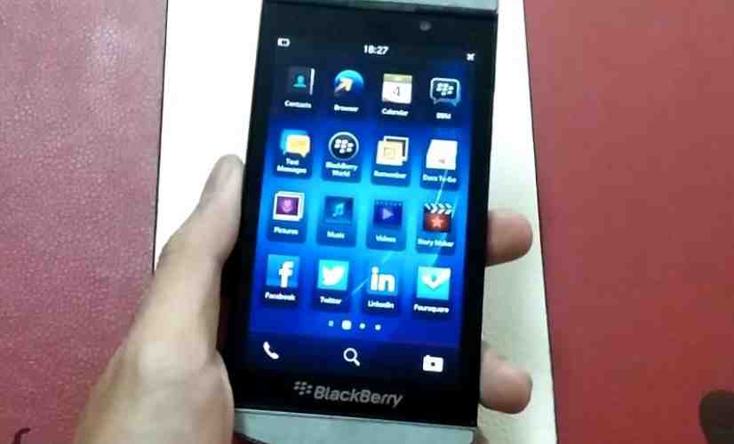 BlackBerry Porsche Design P'9982 shown off in lengthy hands-on video